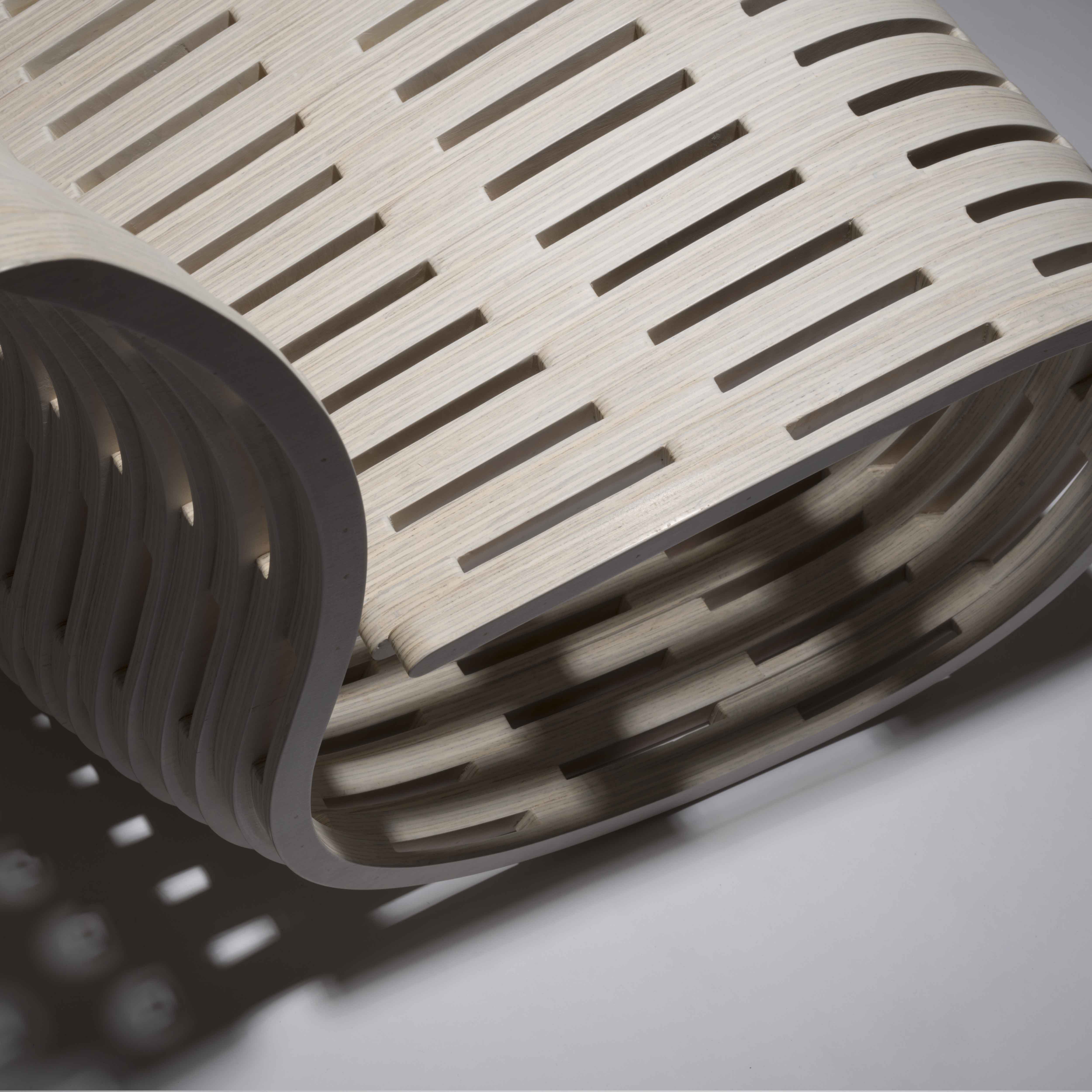 Piegatto Open Riddle Chair