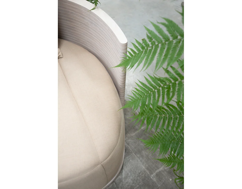 Boomerang Love Seat