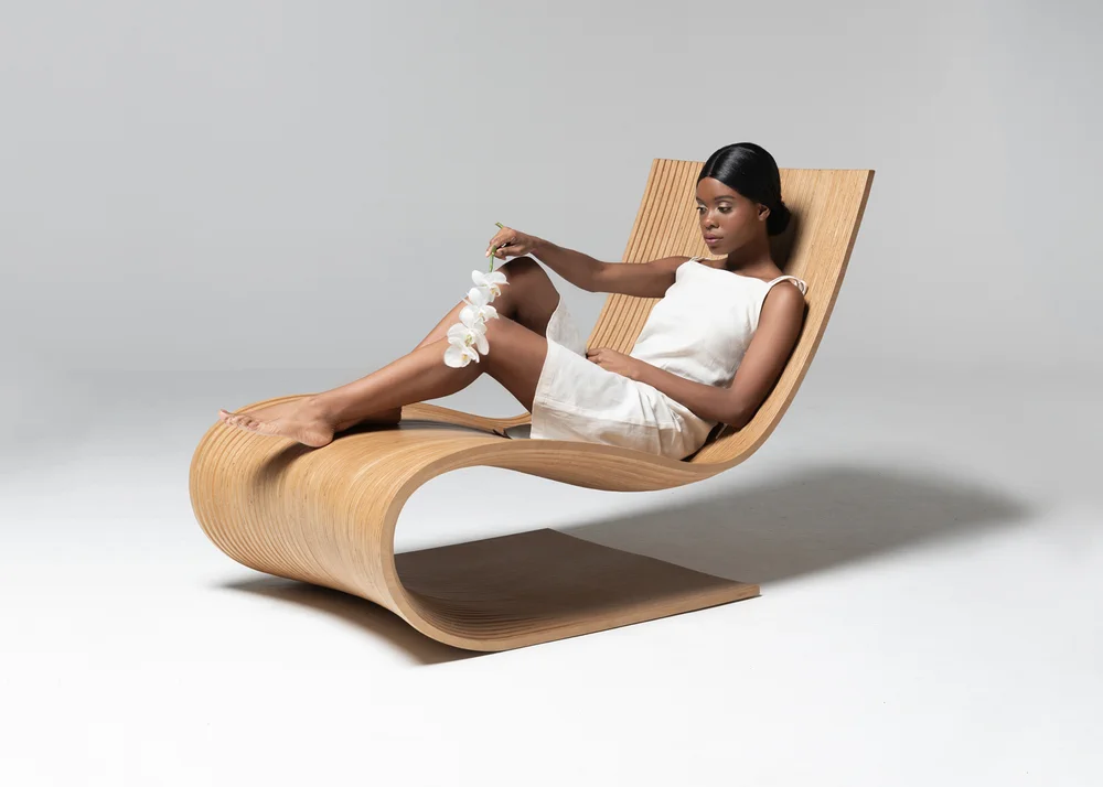 NECA CHAIR